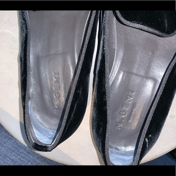 M. Gemi’s Velvet Smoking Slipper - Picture 7 of 9